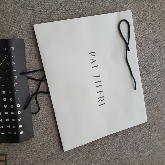 Man influencer bundle paper shopping totes Boggi Fratelli Rossetti  Paul Zileri - Picture 4 of 6